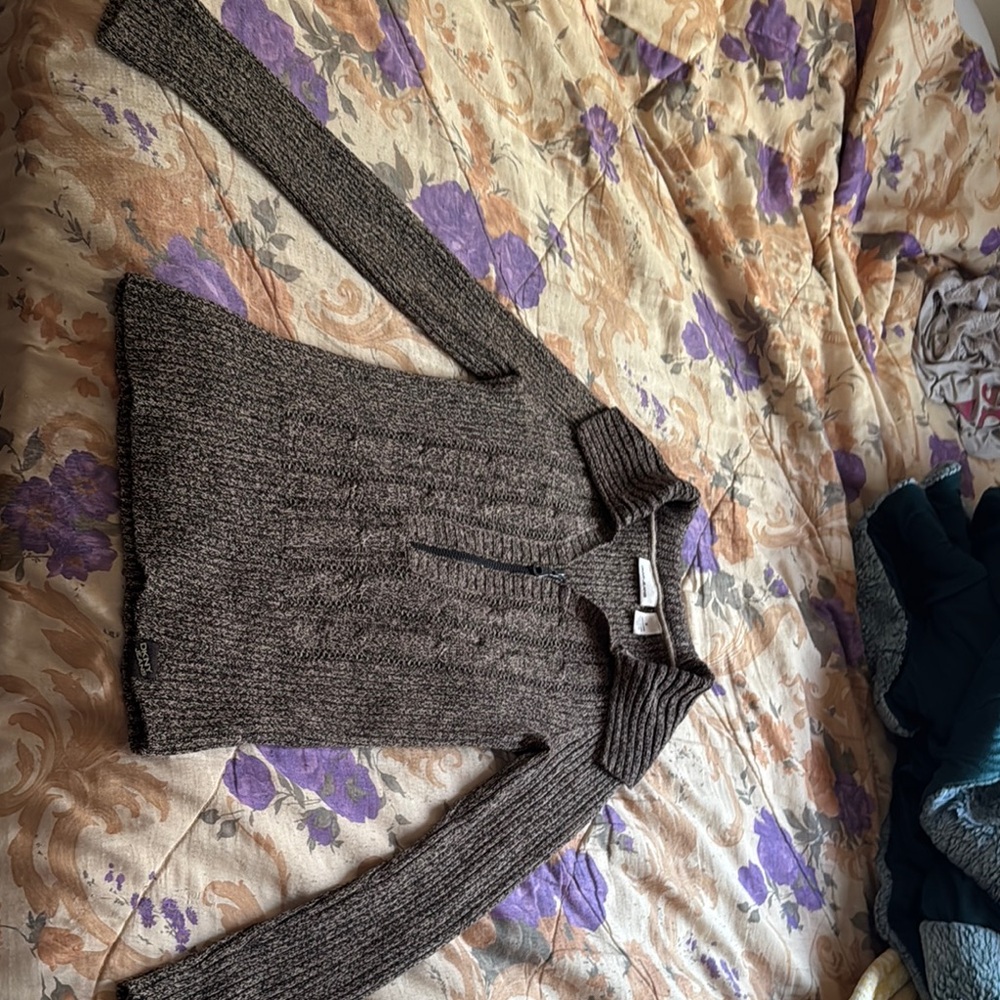 DKNY Taupe Cable Knit Turtleneck Sweater - Picture 6 of 7